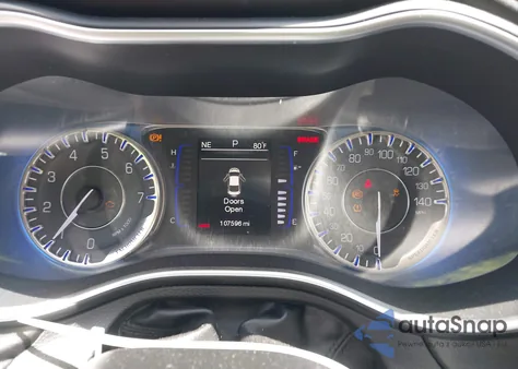 2015 Chrysler 200 Limited из США, поврежденный, VIN 1C3CCCAB7FN577548